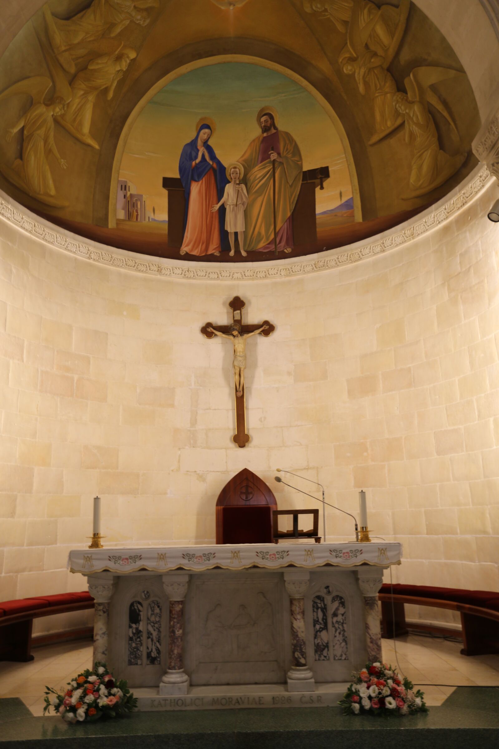 Canon EOS 5D Mark III + Canon EF 16-35mm F2.8L II USM sample photo. Holy family cathedral, catholic photography