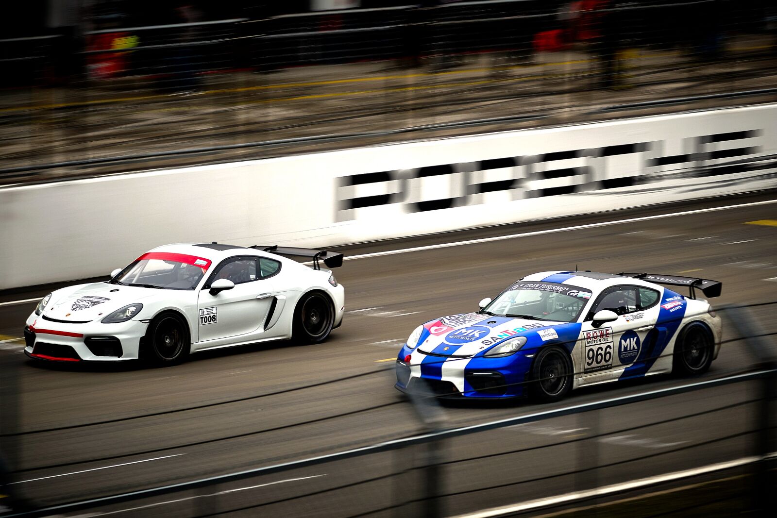 Fujifilm XF 100-400mm F4.5-5.6 R LM OIS WR sample photo. Car racing, motorsport, racing photography