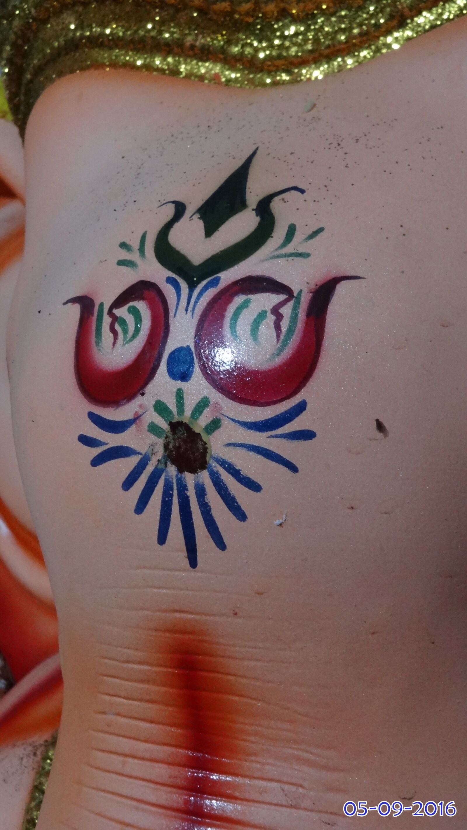 Sony Cyber-shot DSC-HX9V sample photo. Close, up, of, human photography