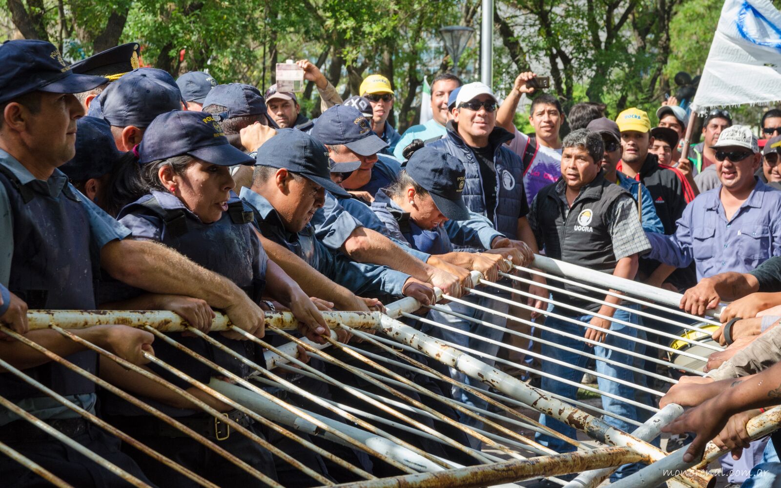 Nikon D5100 sample photo. Fences, police, workers photography