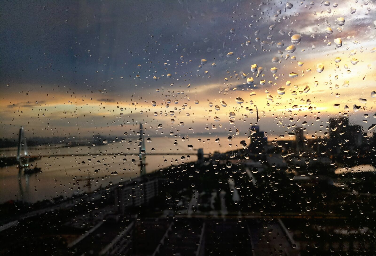 Meizu MX6 sample photo. Rain, the sea, twilight photography