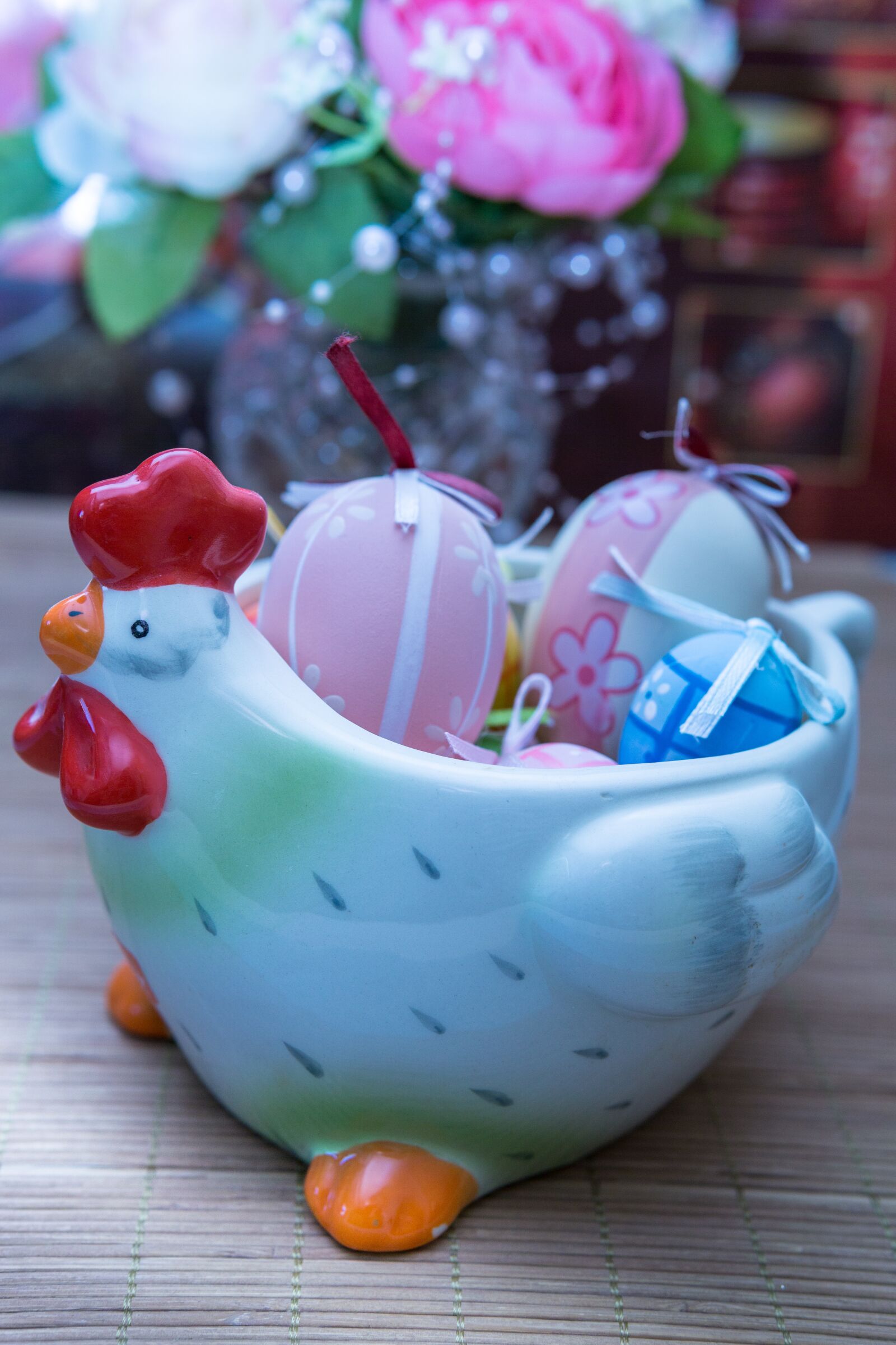 Sony a6000 sample photo. Happy easter, egg, hen photography