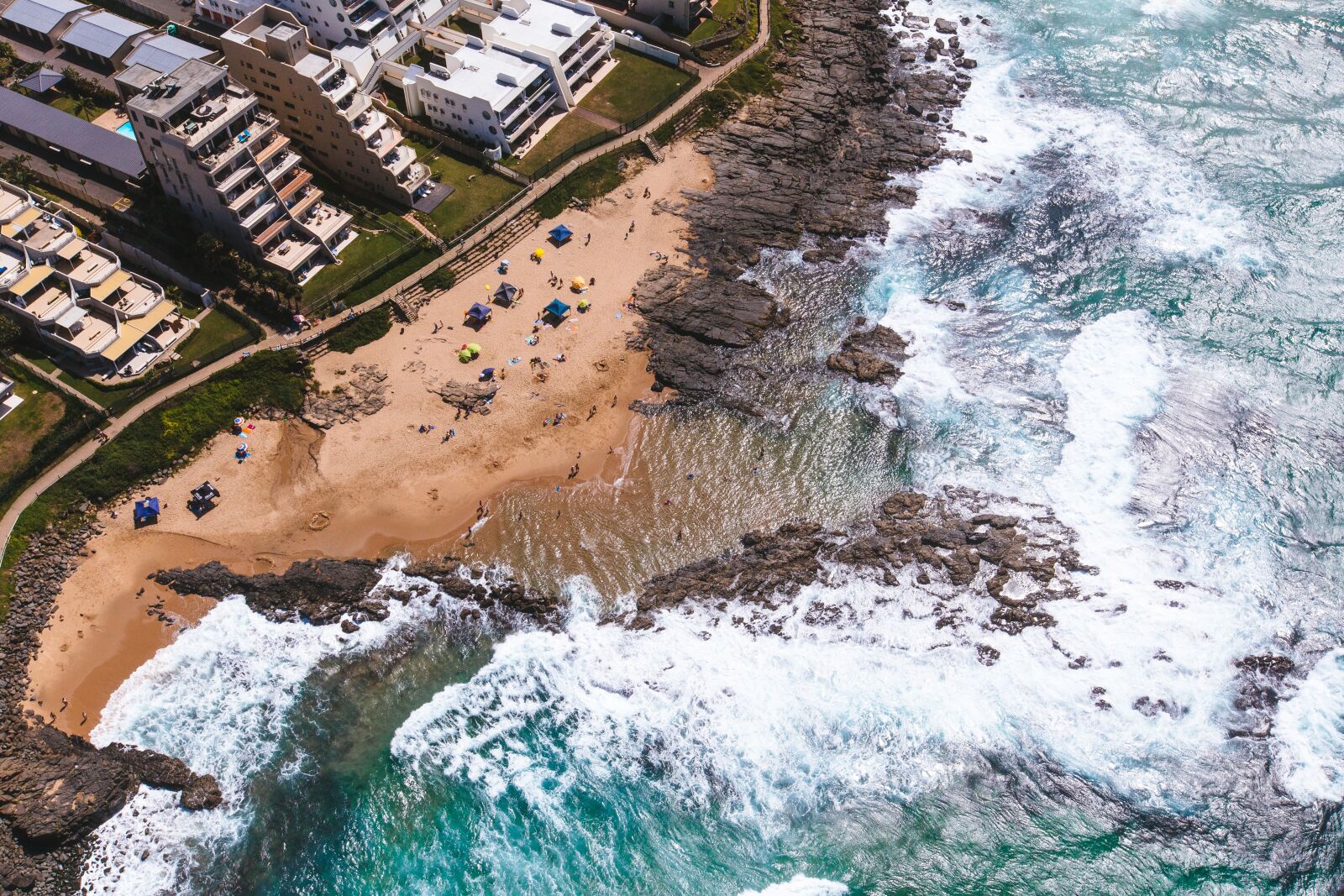 Canon EF 16-35mm F2.8L II USM sample photo. Architecture, beach, buildings photography