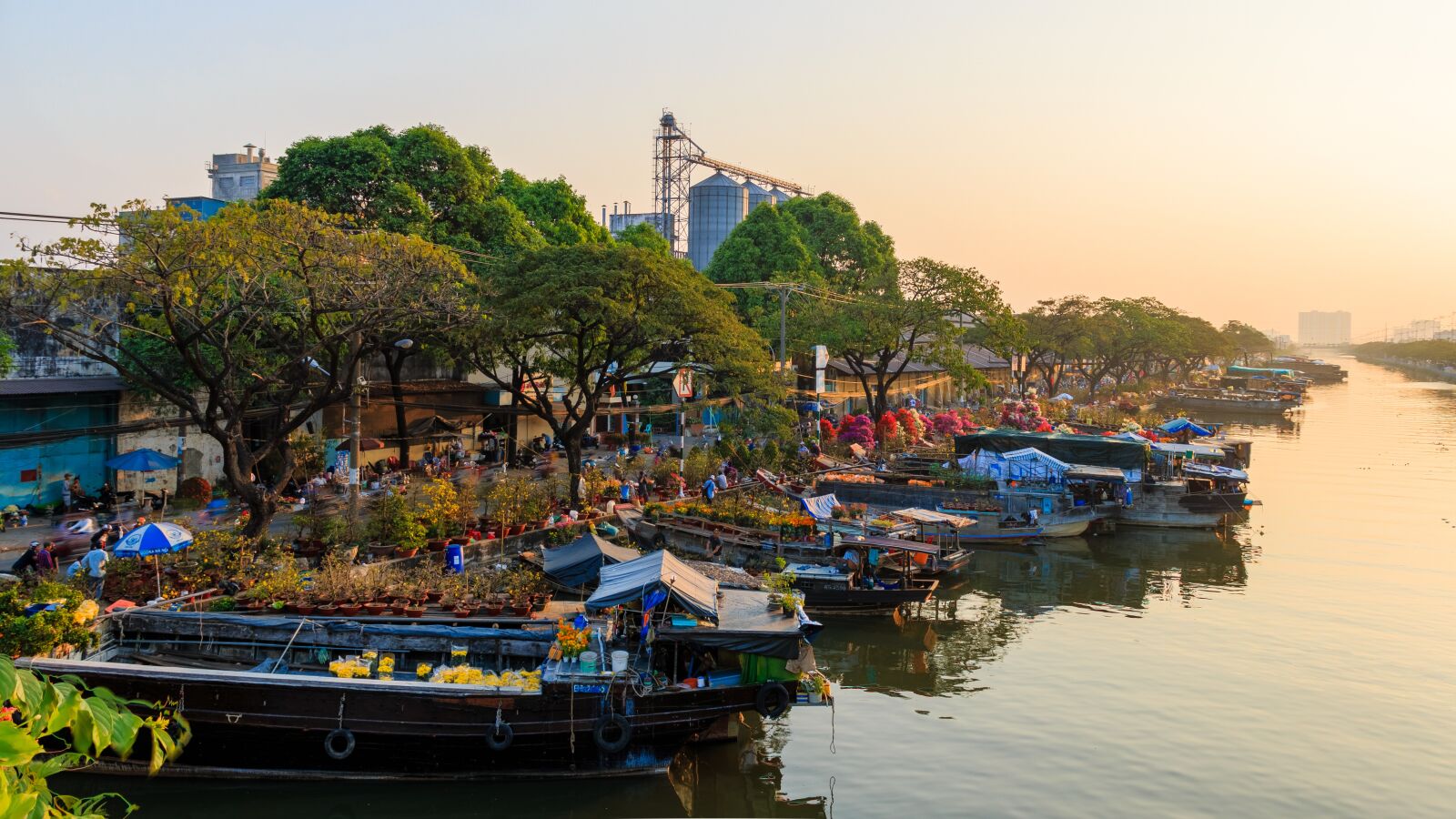 Canon EOS 70D sample photo. Landscape, city, river photography