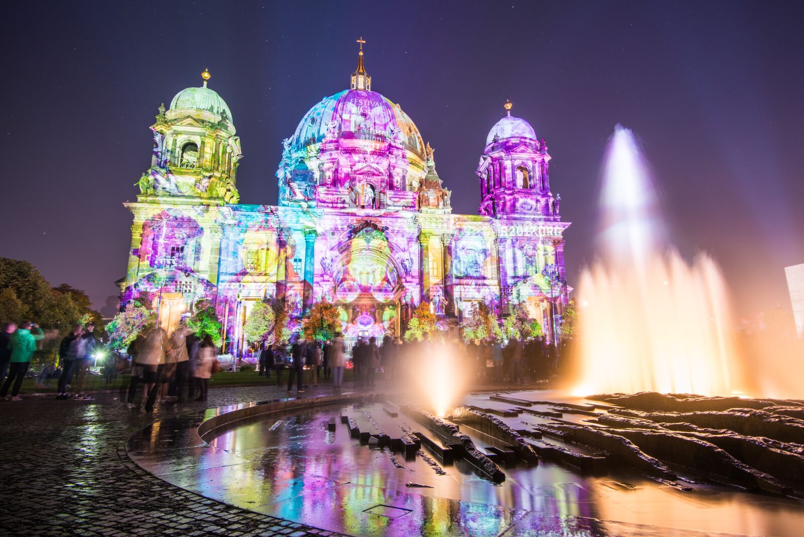 Nikon D800 sample photo. Berlin cathedral, fountain, berlin photography