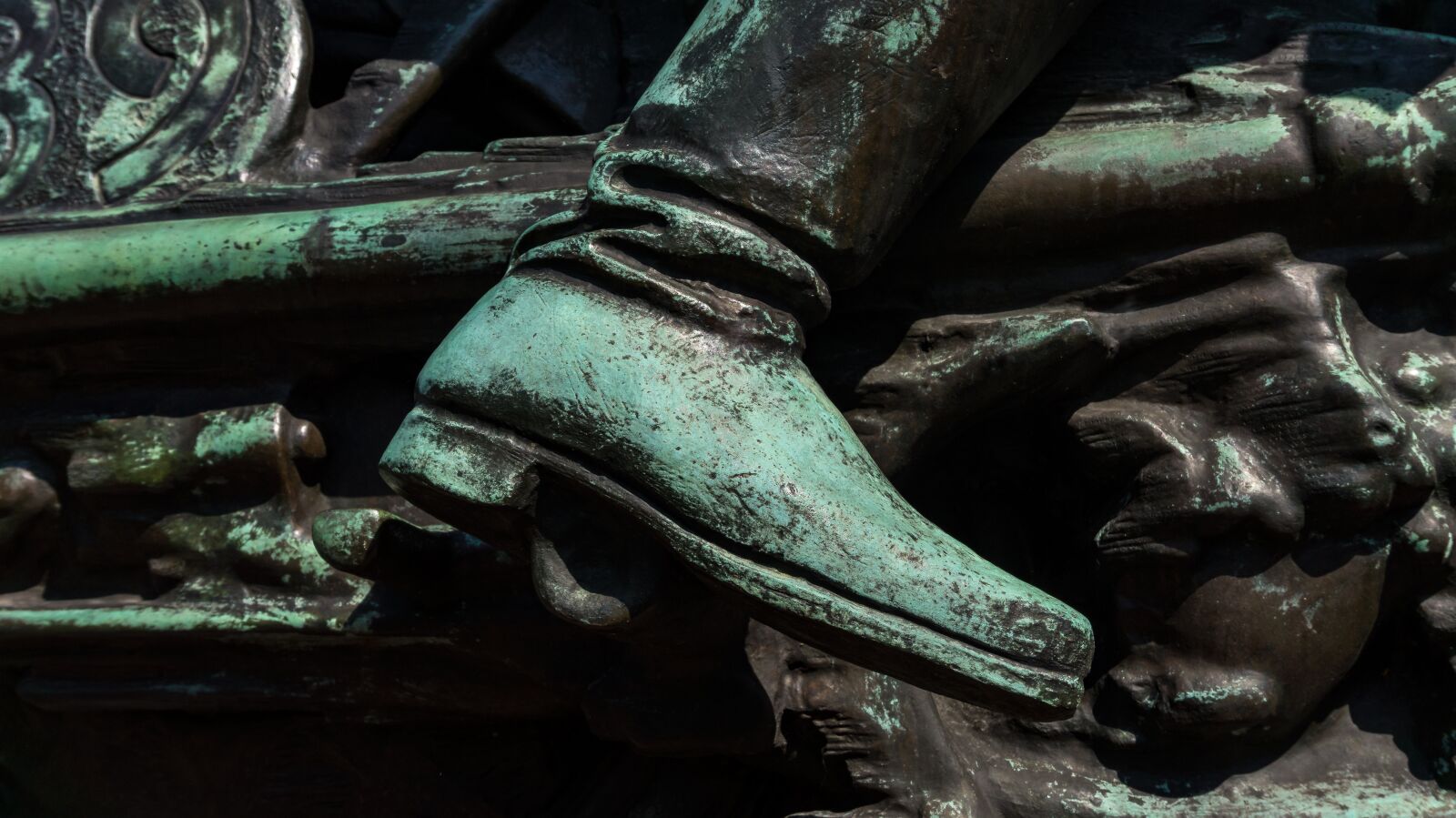 Sony Alpha a5000 (ILCE 5000) sample photo. Figure, sculpture, art photography