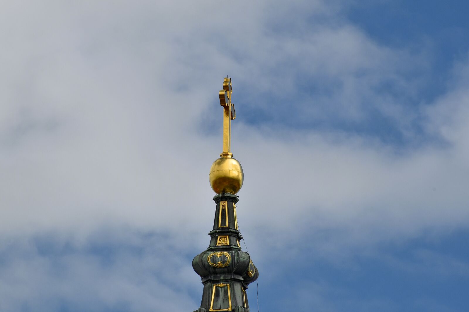 Nikon D5500 sample photo. Byzantine, church tower, gold photography