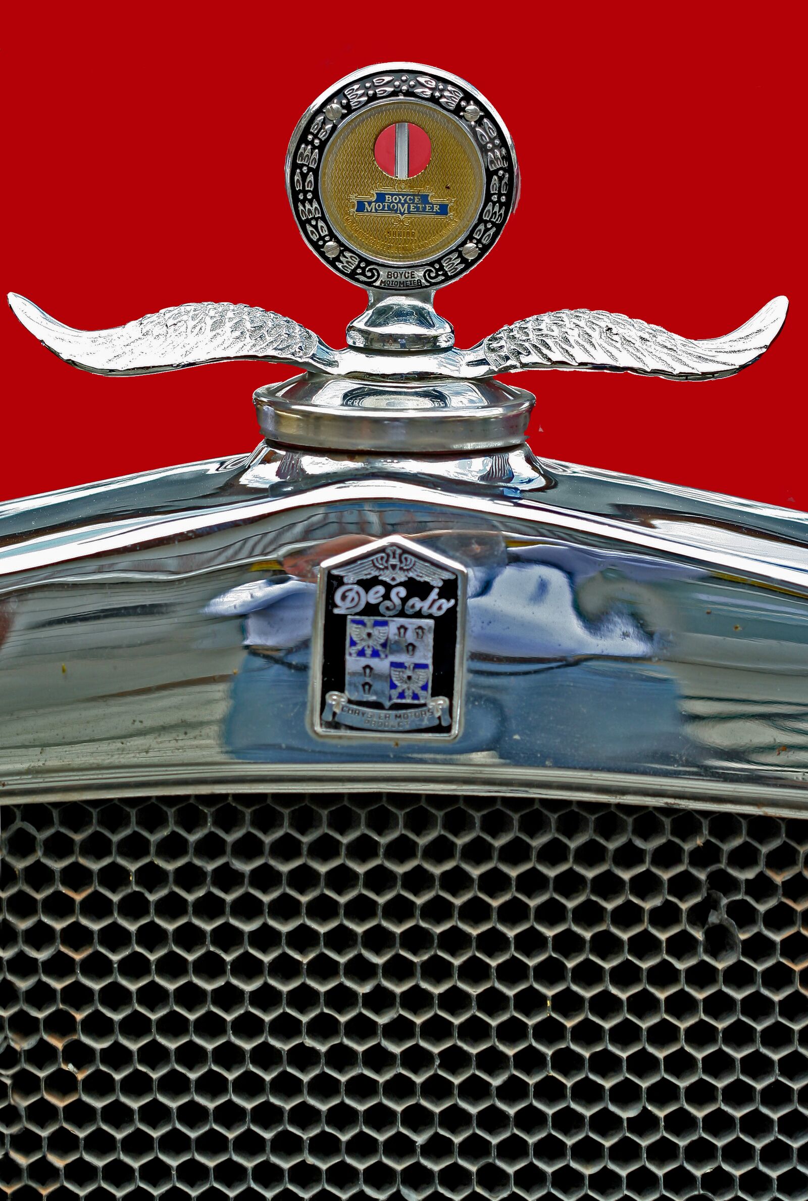 Canon EOS 350D (EOS Digital Rebel XT / EOS Kiss Digital N) sample photo. Hood ornament, de soto photography