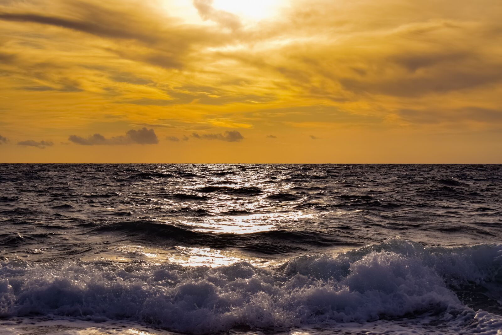 Nikon D3300 sample photo. Waves, sea, foam photography