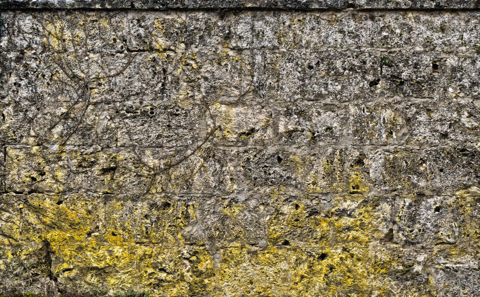 Panasonic Lumix DMC-FZ1000 sample photo. Wall, quarry stone, stone photography