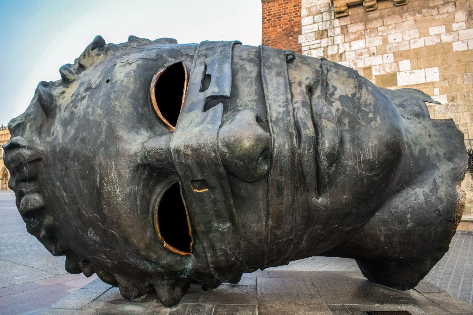 Nikon D3300 sample photo. Head, bronze, sculpture photography