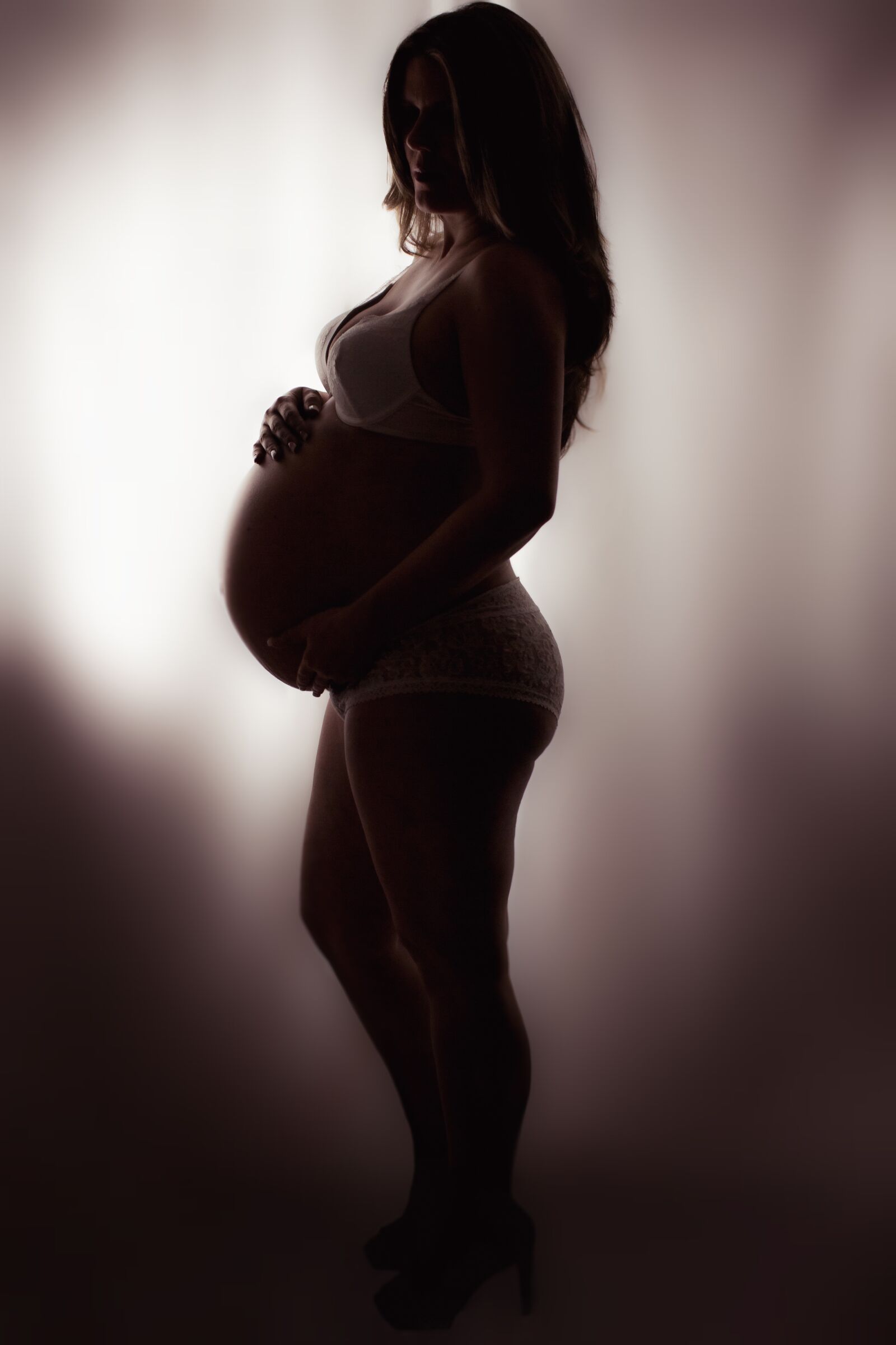 Canon EOS 5D Mark III sample photo. Pregnancy, belly, motherhood photography