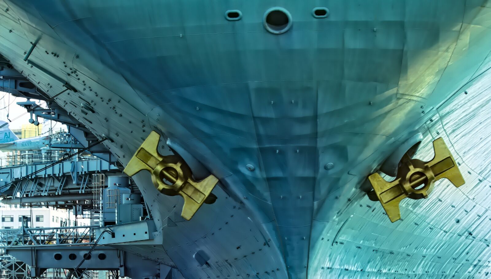 Canon EOS 550D (EOS Rebel T2i / EOS Kiss X4) sample photo. Ship, stylized, sea photography