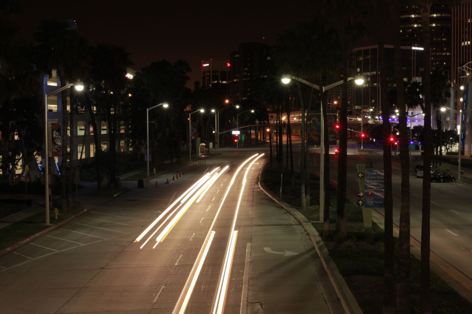 Canon EOS 5D Mark II sample photo. Longexposure, night, cars photography