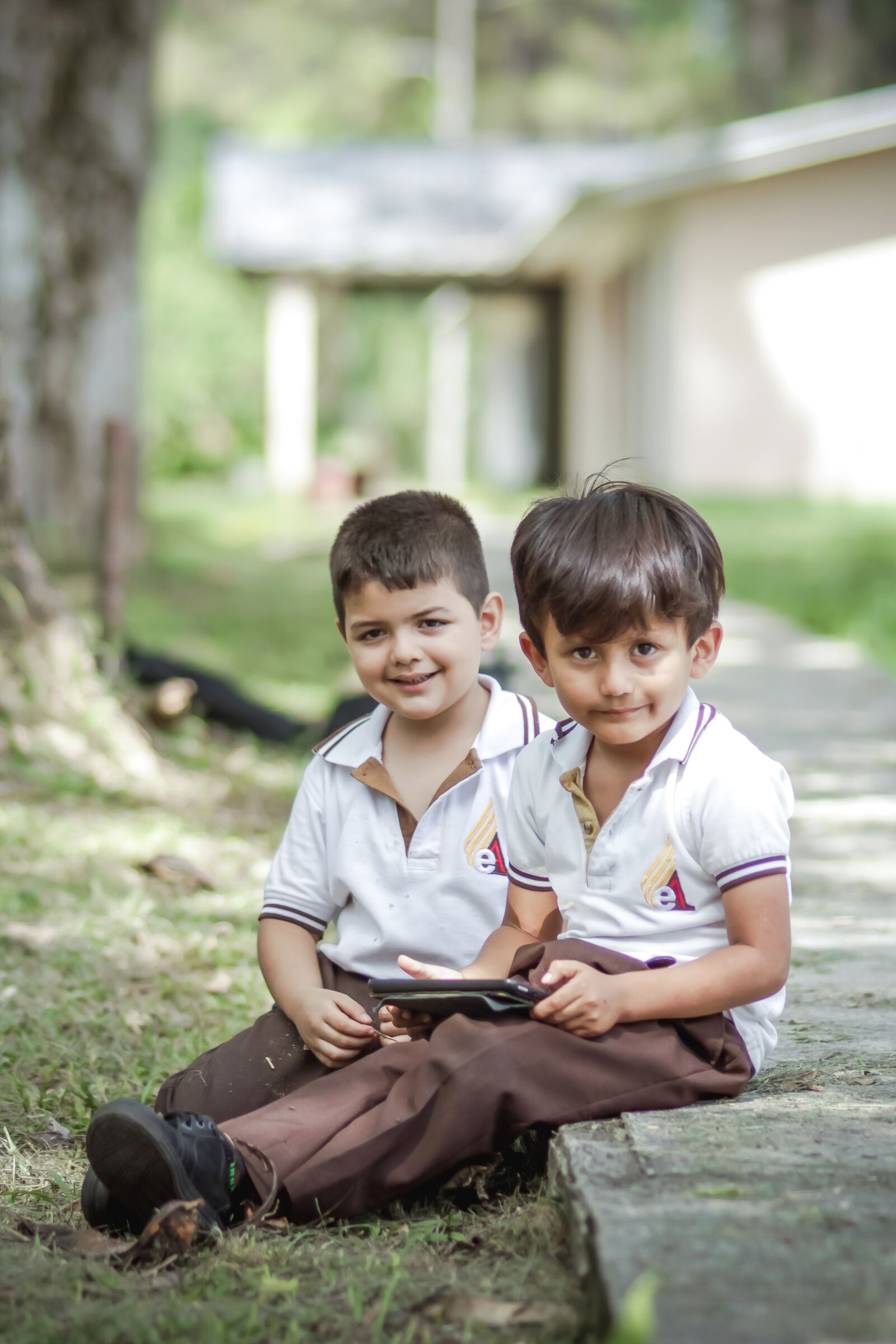 Canon YN85mm f/1.8 DCM sample photo. Children, nature, child photography