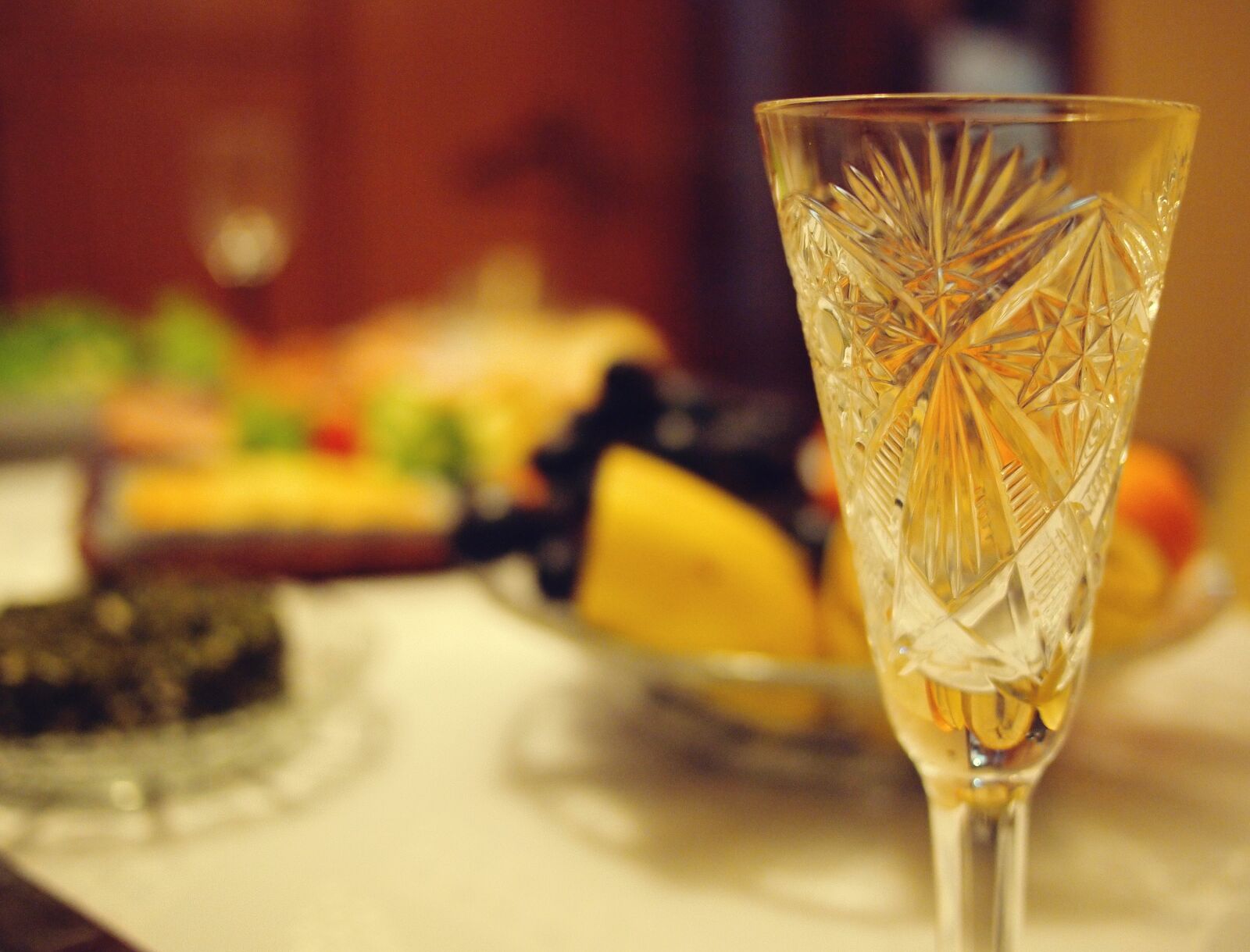 Olympus PEN E-PL1 sample photo. Restaurant, dinner, food photography