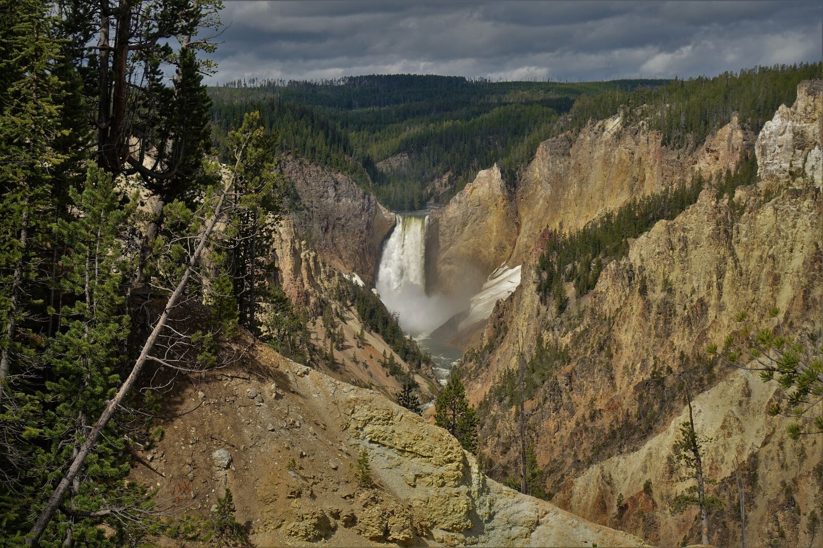 Sony Cyber-shot DSC-RX100 III sample photo. Yellowstone, wyoming, canyon waterfall photography