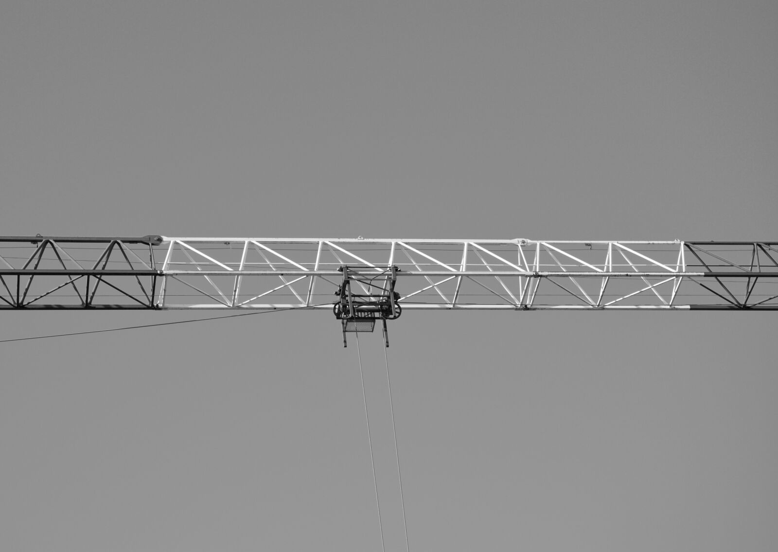 Nikon D5200 sample photo. Crane, site, photo black photography