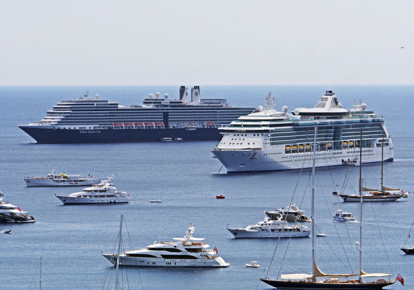 Panasonic Lumix DMC-GH3 sample photo. Bay, mediterranean, cruise ships photography