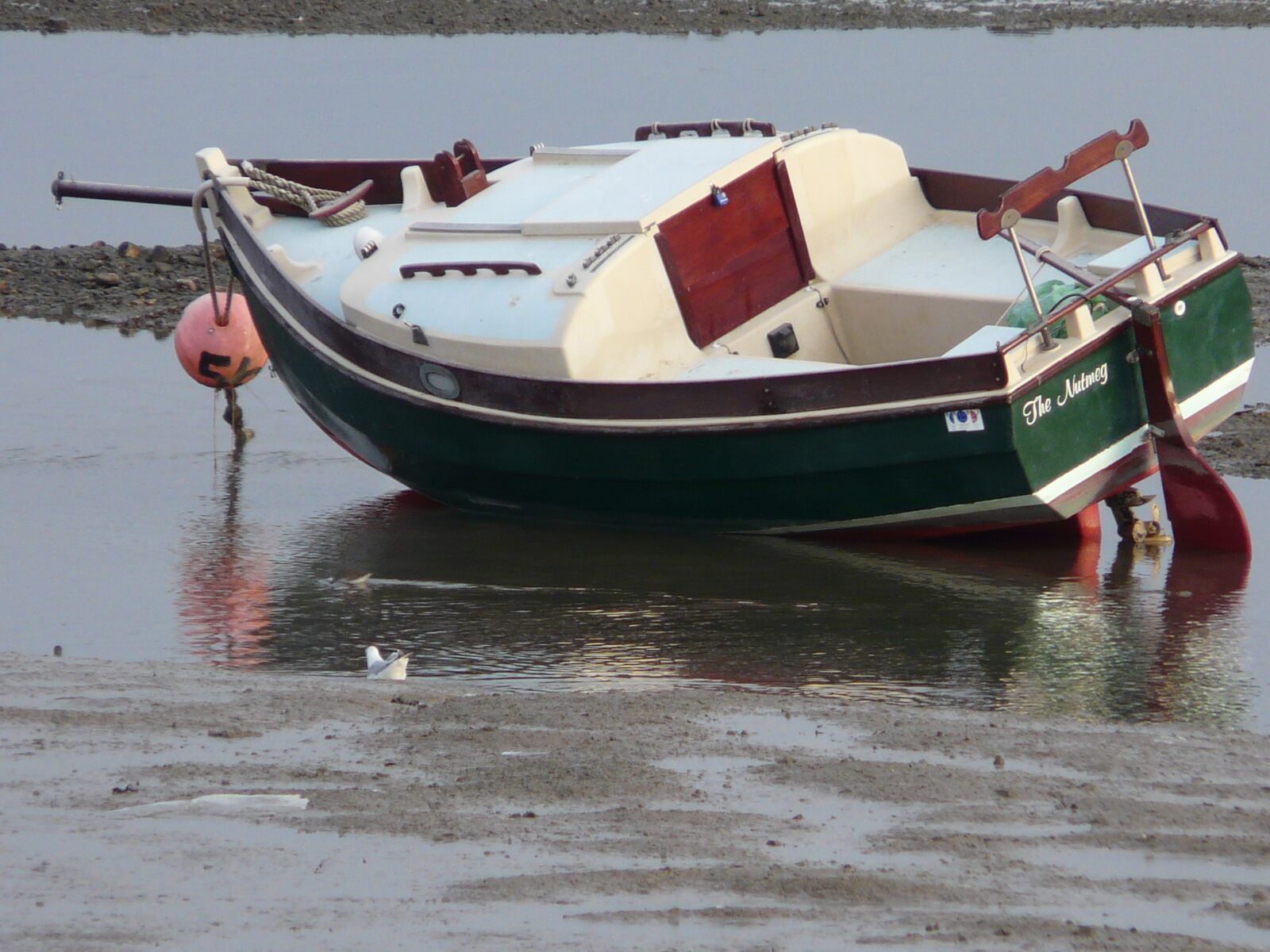 Panasonic DMC-FZ18 sample photo. Small boat, estuary, river photography