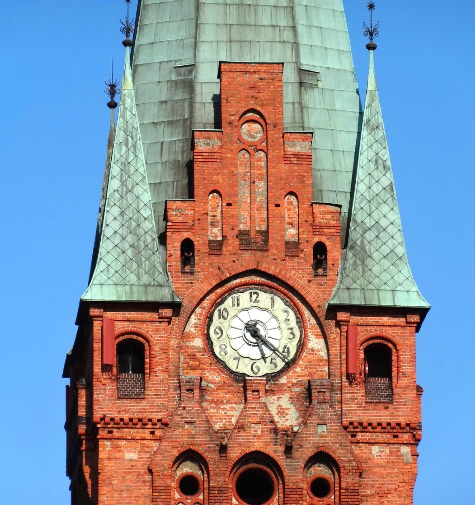 Sony Cyber-shot DSC-HX20V sample photo. Saint andrew bobola, church photography