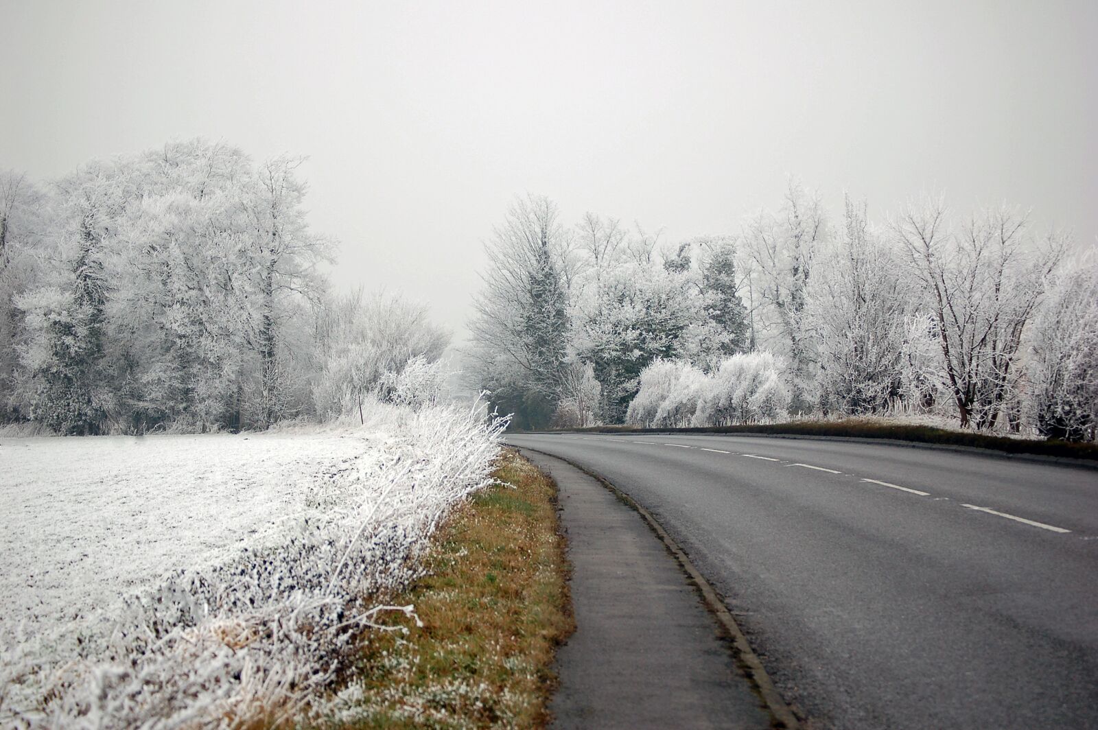 Nikon D50 sample photo. Snow, ice, road photography