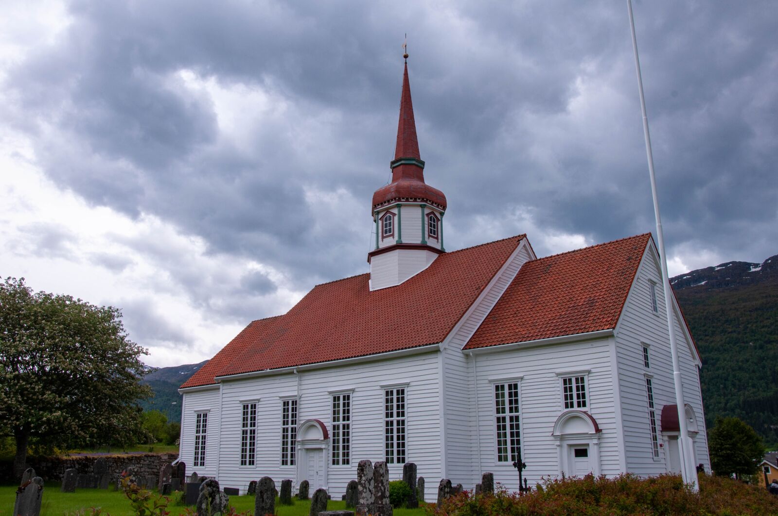Nikon D90 sample photo. Church, building, house photography