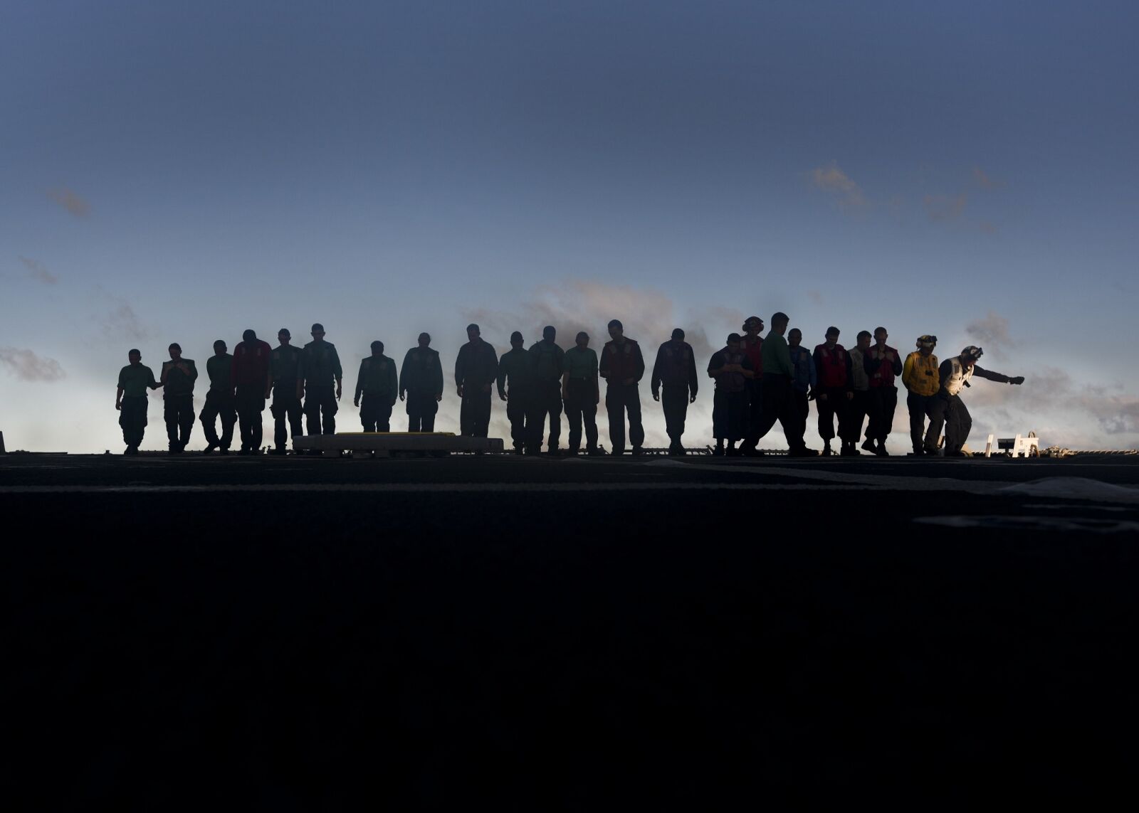 Nikon D810 sample photo. Teamwork, sailors, silhouettes photography