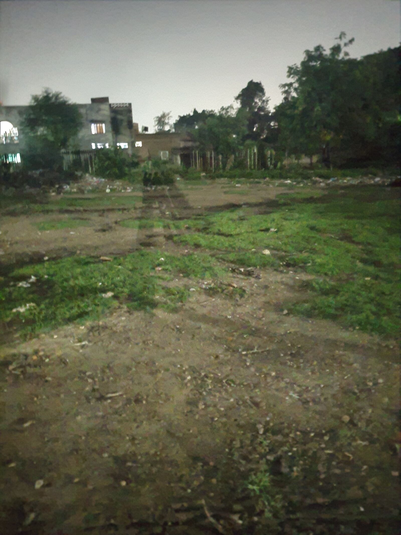 Samsung Galaxy Note9 sample photo. Ground area, public place photography