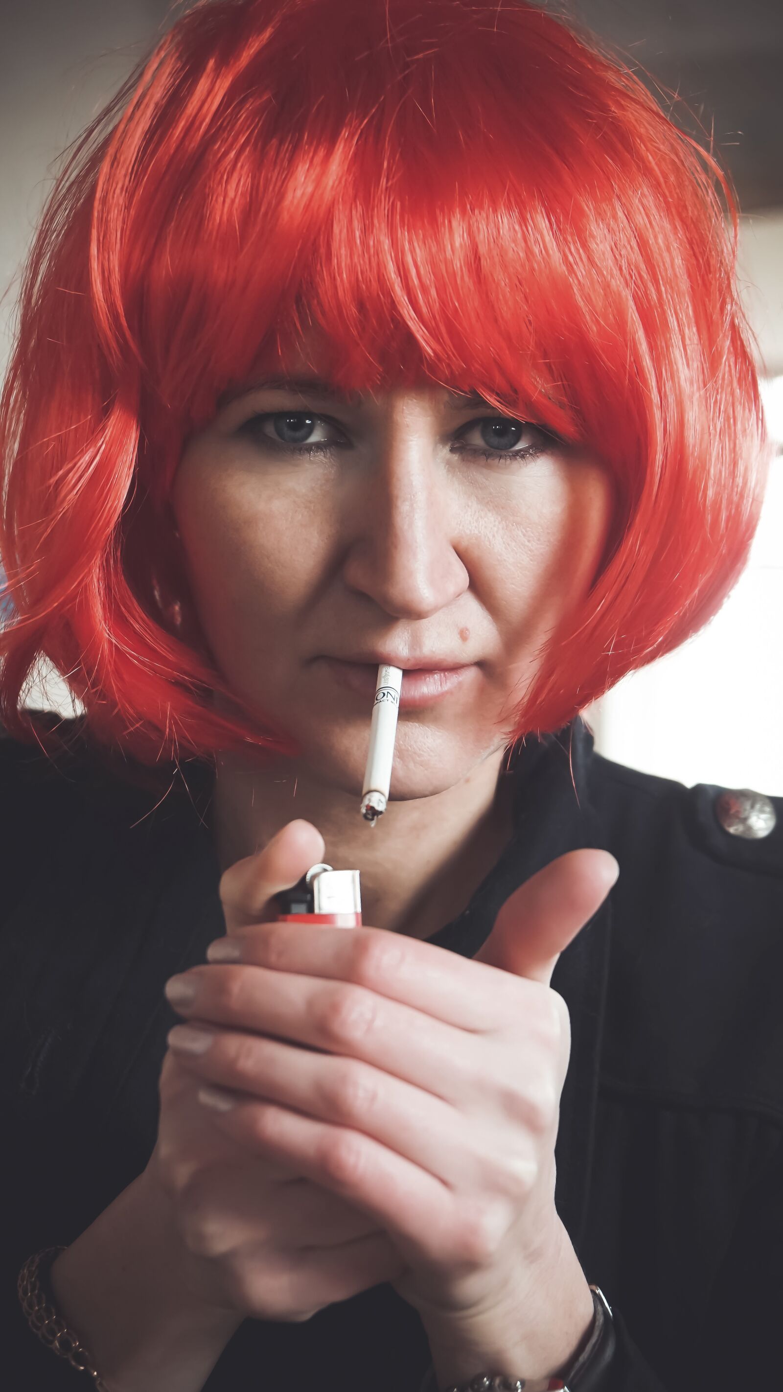 Sony a6000 sample photo. Girl, cigarette, wig photography