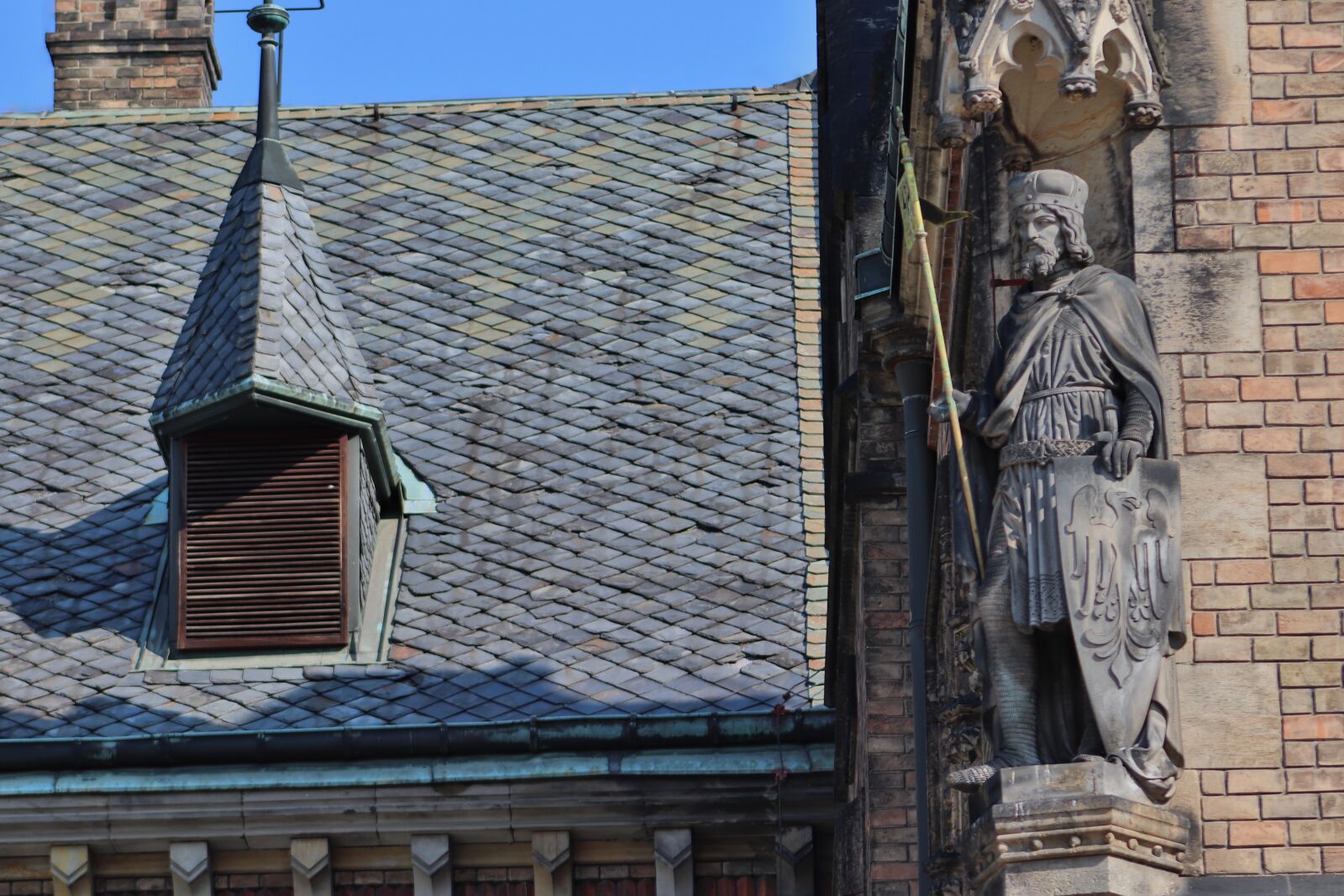 Canon EOS 77D (EOS 9000D / EOS 770D) sample photo. Prague, czech republic, city photography