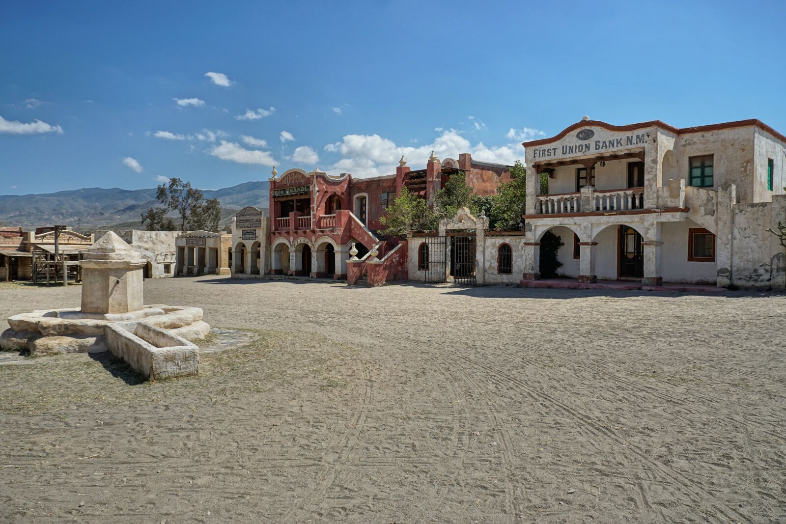 Sony a6000 + Sony E 18-55mm F3.5-5.6 OSS sample photo. Western city, spain, tabernas photography