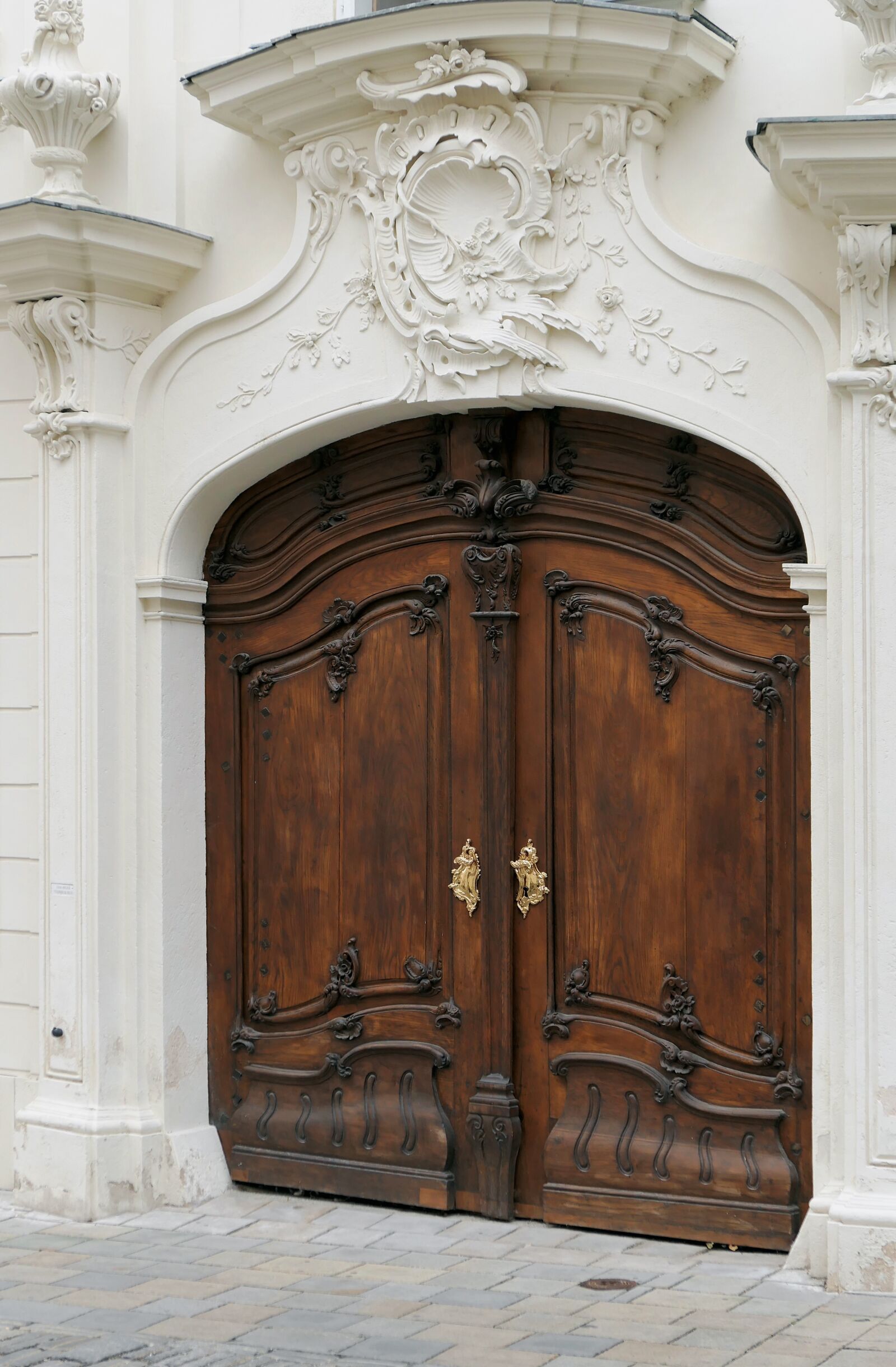 Panasonic Lumix DMC-LX10 (Lumix DMC-LX15) sample photo. Goal, door, wood photography