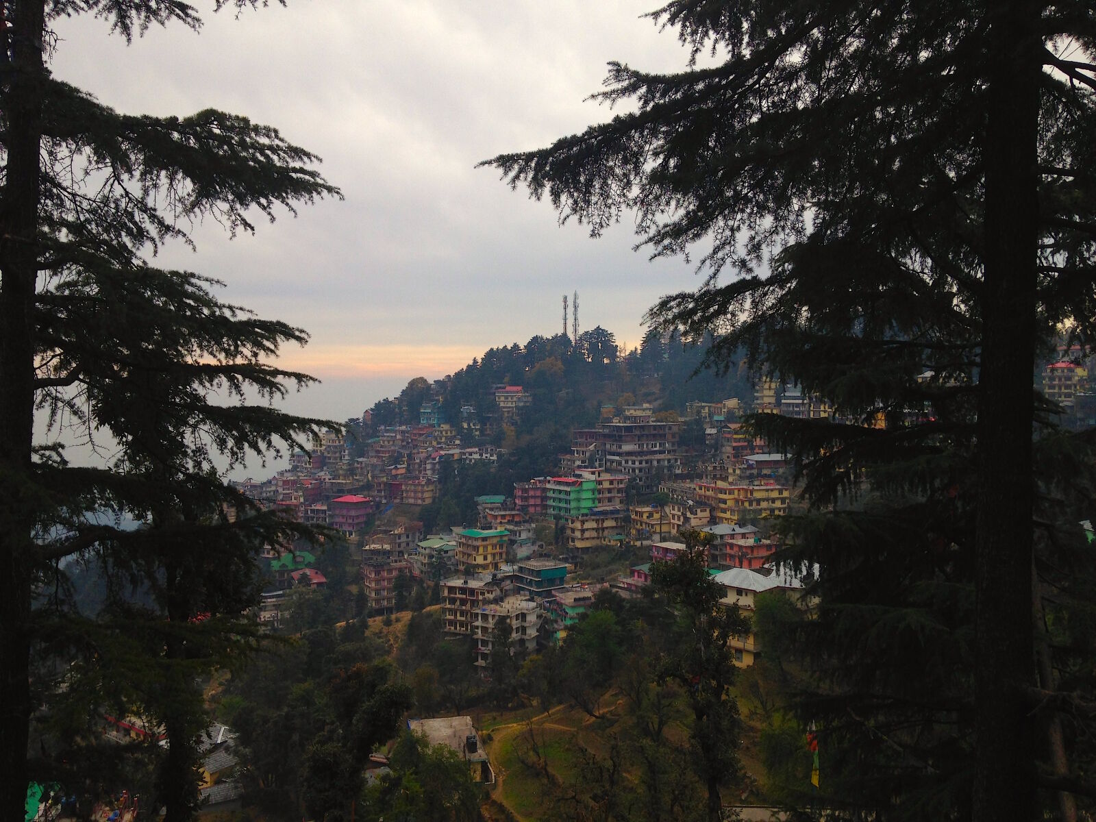 iPhone 5c back camera 4.12mm f/2.4 sample photo. Mcleodganj photography