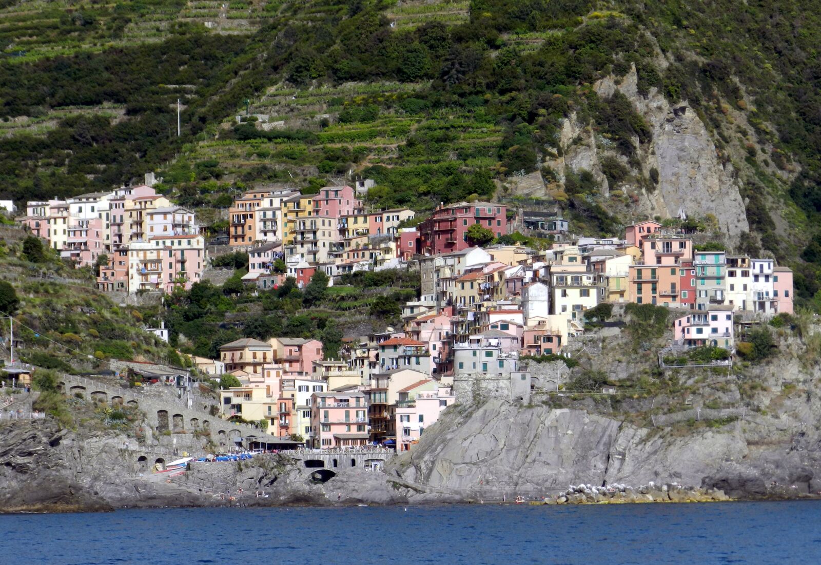 Nikon Coolpix P500 sample photo. Liguria, place, houses photography