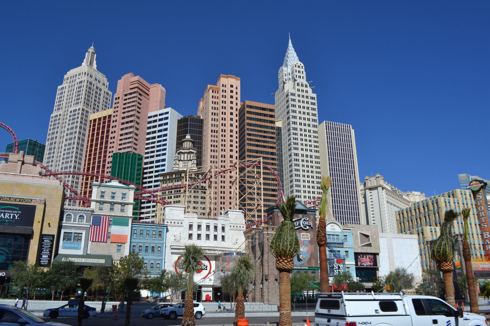 Nikon D3100 sample photo. City, skyscrapers, architecture photography