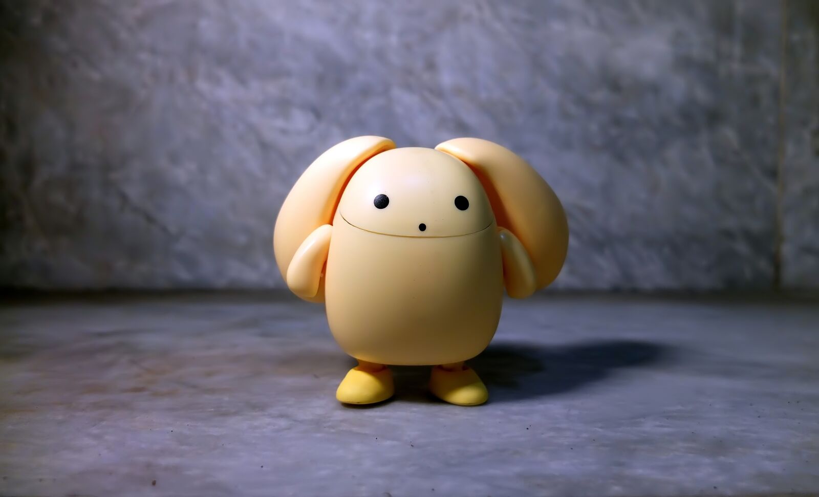 Fujifilm X10 sample photo. Wooser, mode, toy photography