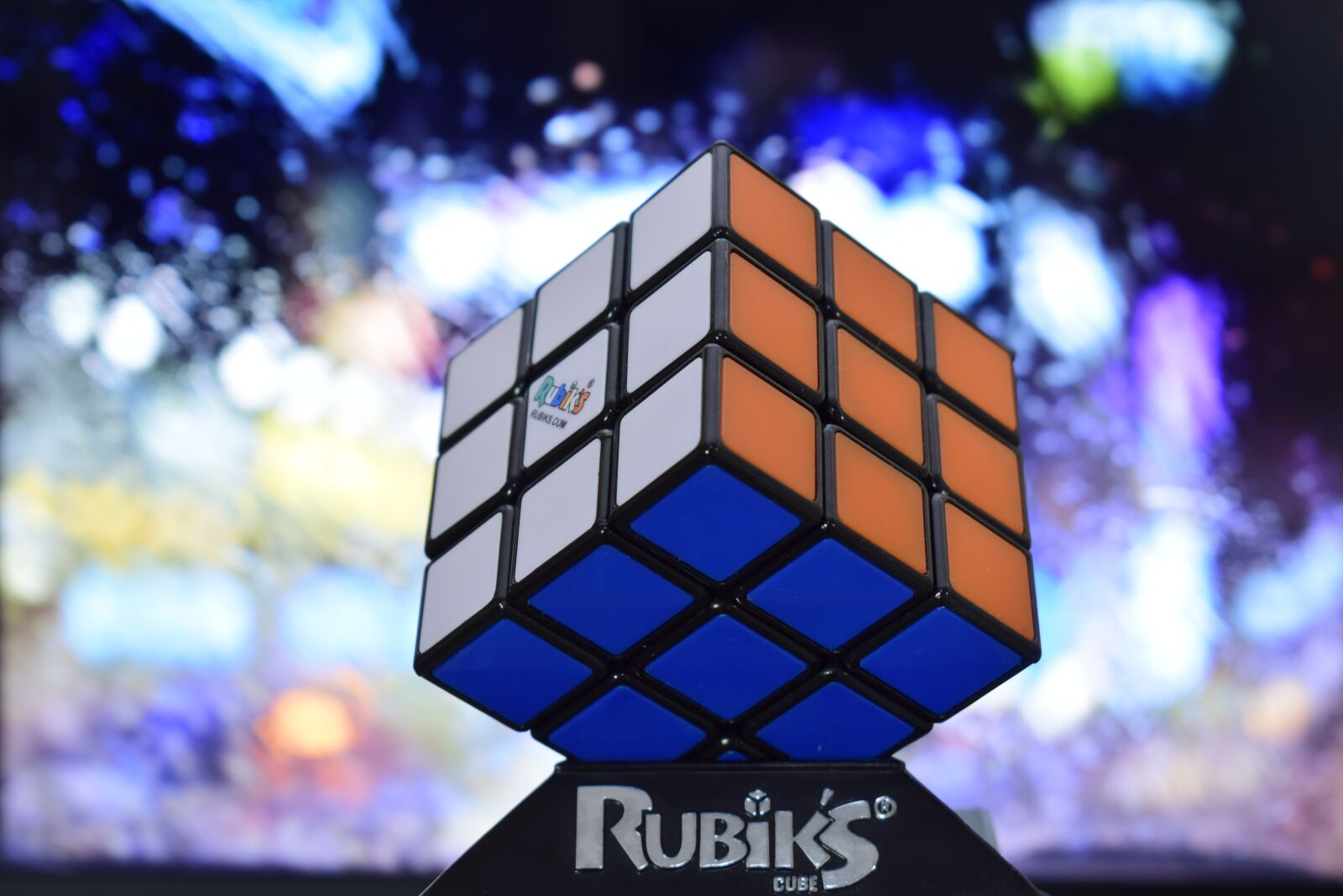 Nikon D5300 sample photo. Rubik's cube, cube, color photography