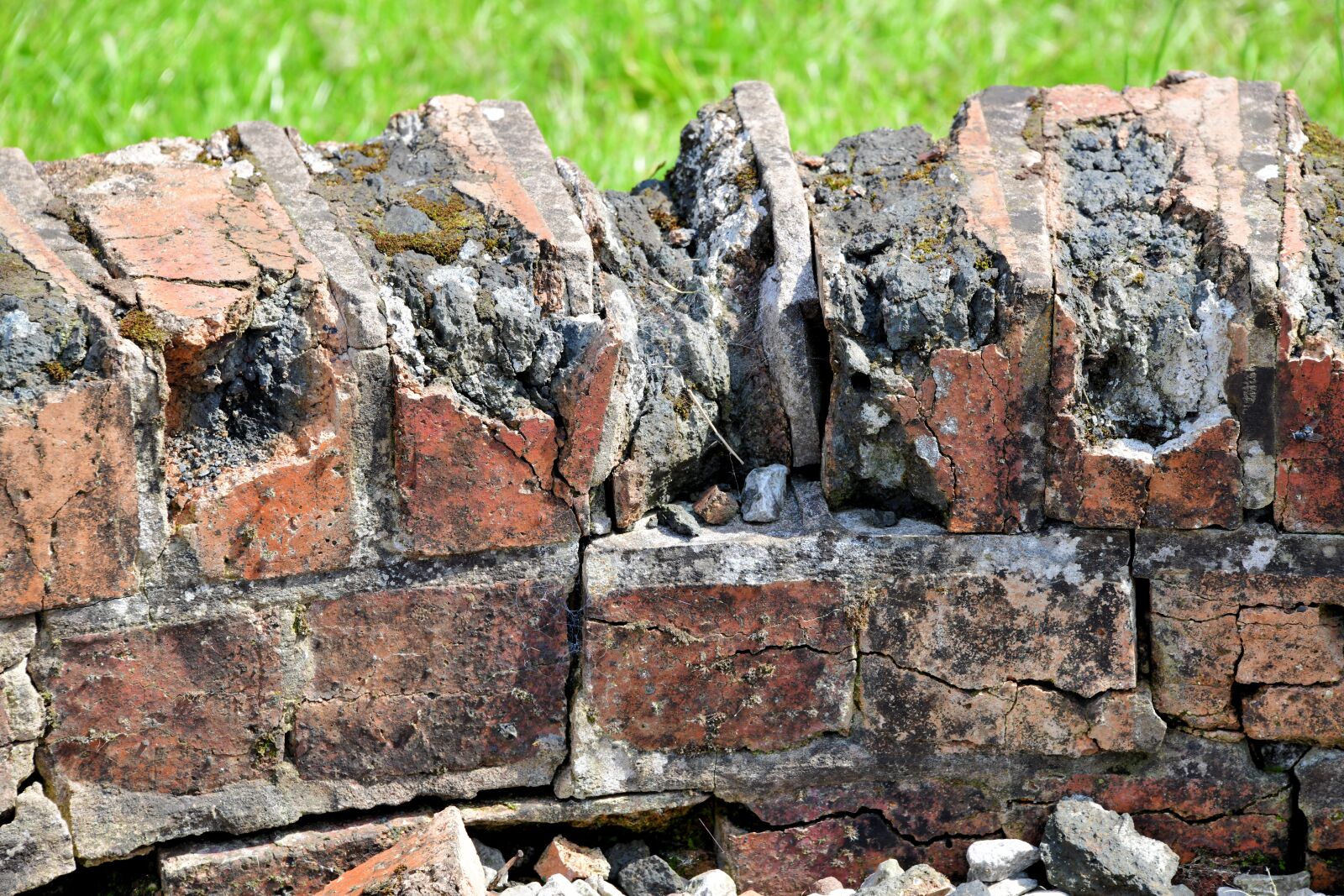 Nikon D850 sample photo. Bricks, wall, old photography