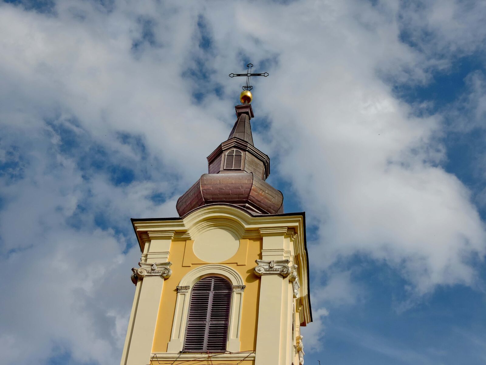 Nikon Coolpix P520 sample photo. Blue sky, church tower photography