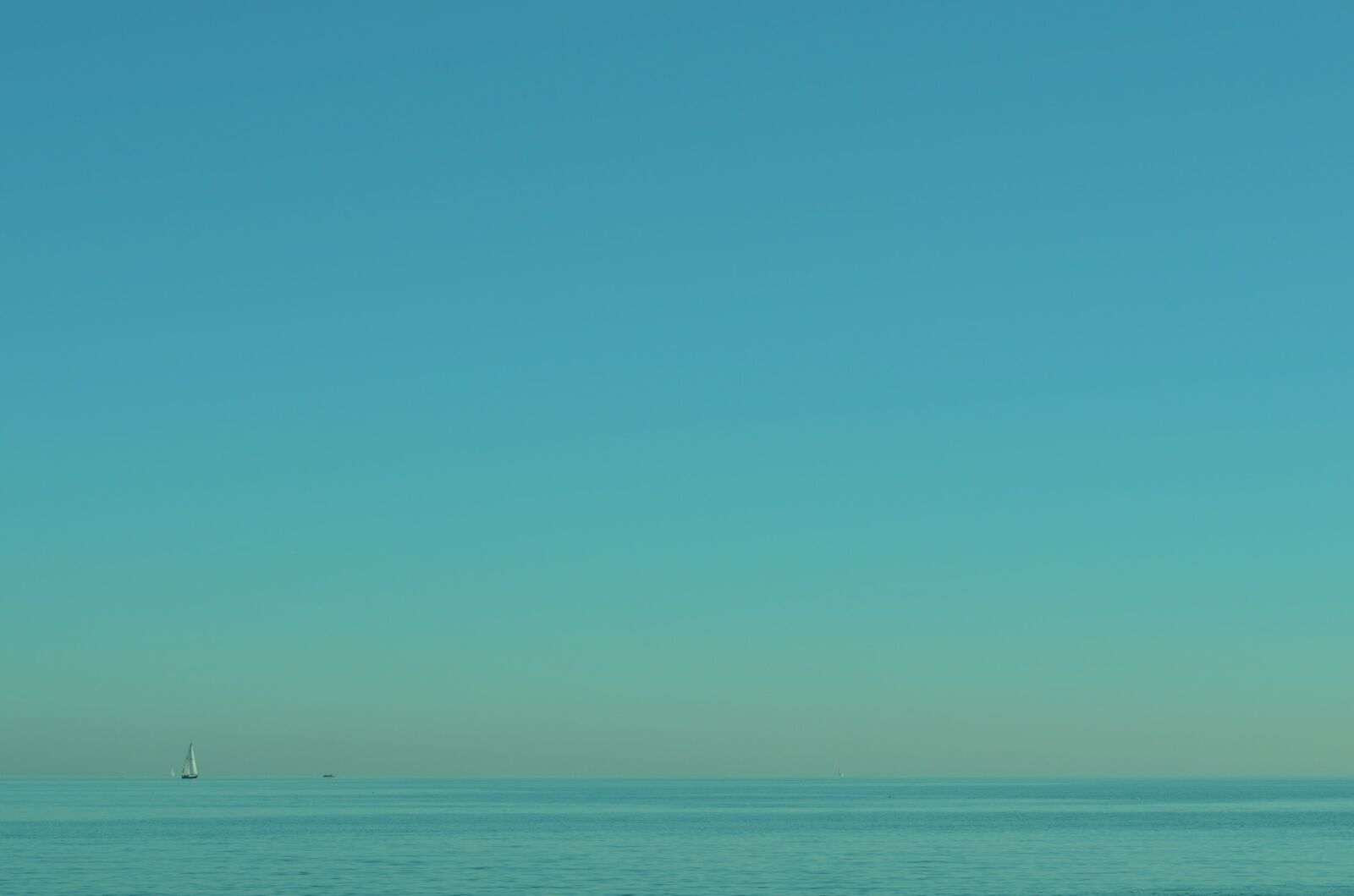 Nikon D5100 sample photo. Boat, ocean, sail photography