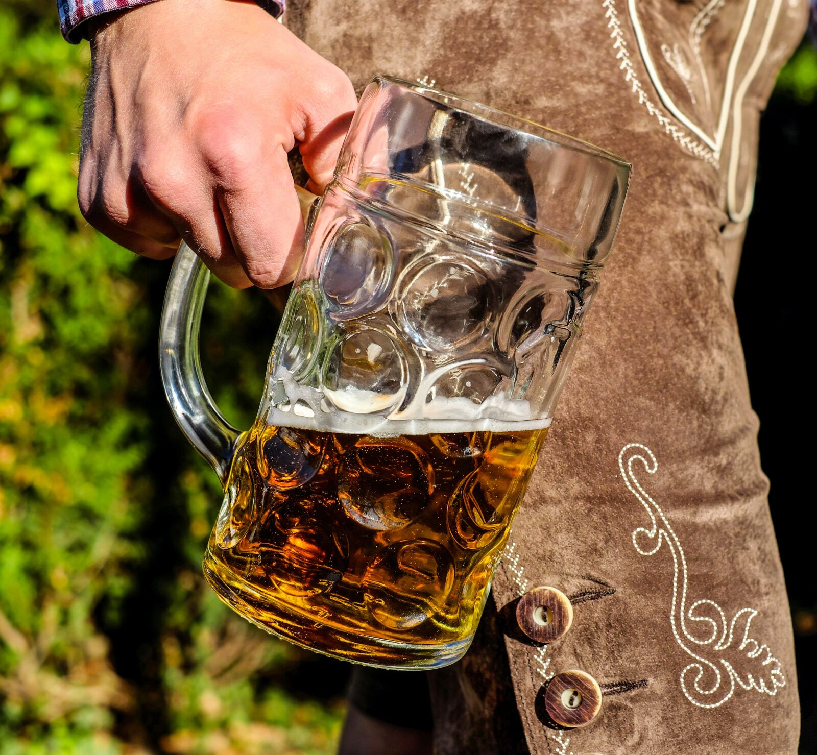 Fujifilm X-T10 + Fujifilm XF 35mm F1.4 R sample photo. Beer, barley juice, alcohol photography