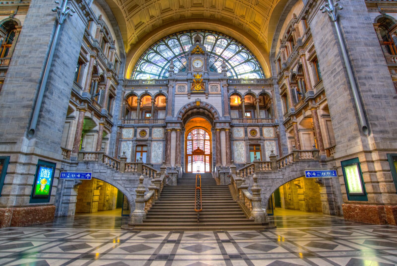 Nikon D610 sample photo. Antwerp, station hall, building photography
