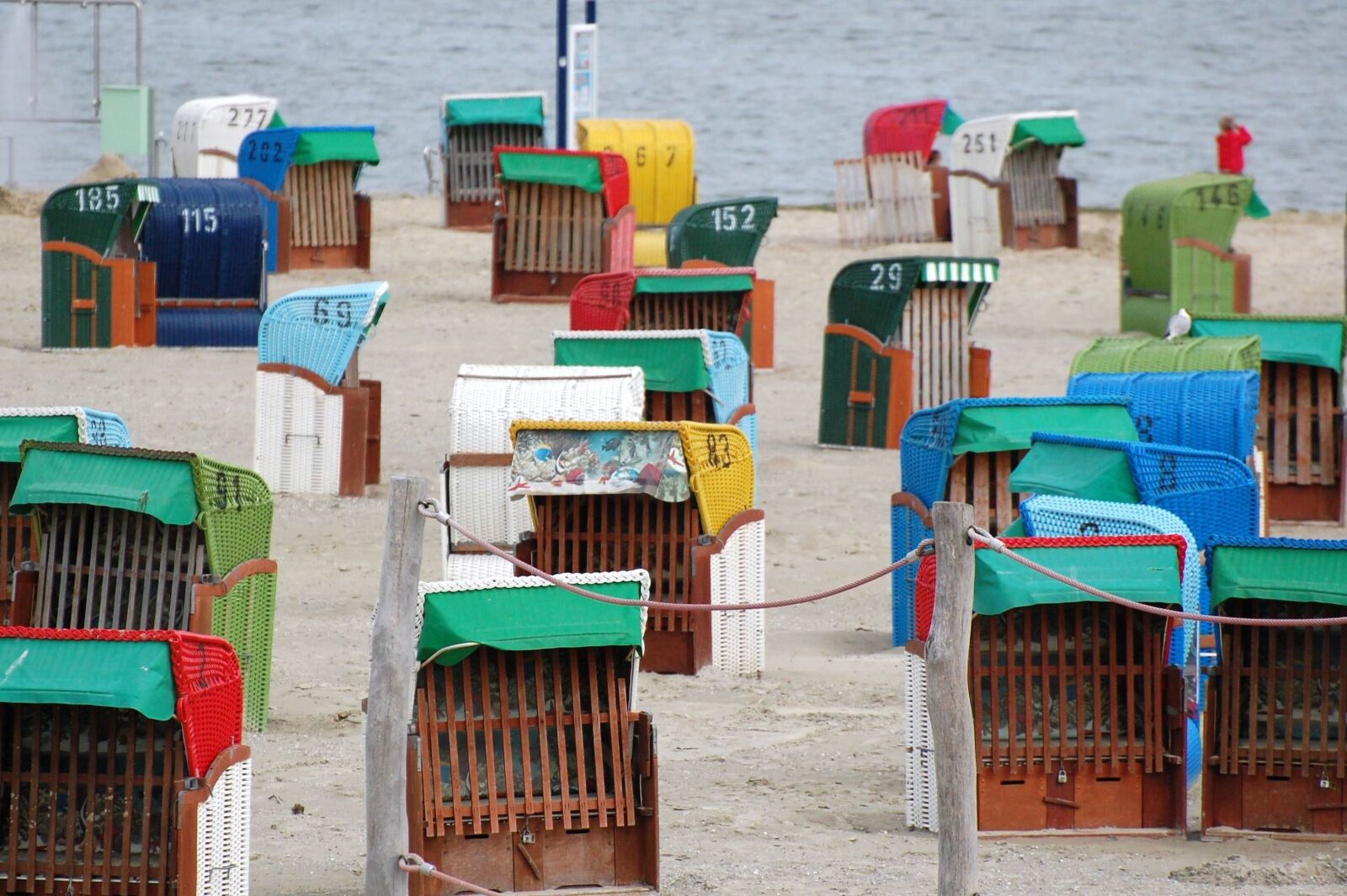 Nikon D40 sample photo. Dornum, clubs, colorful photography