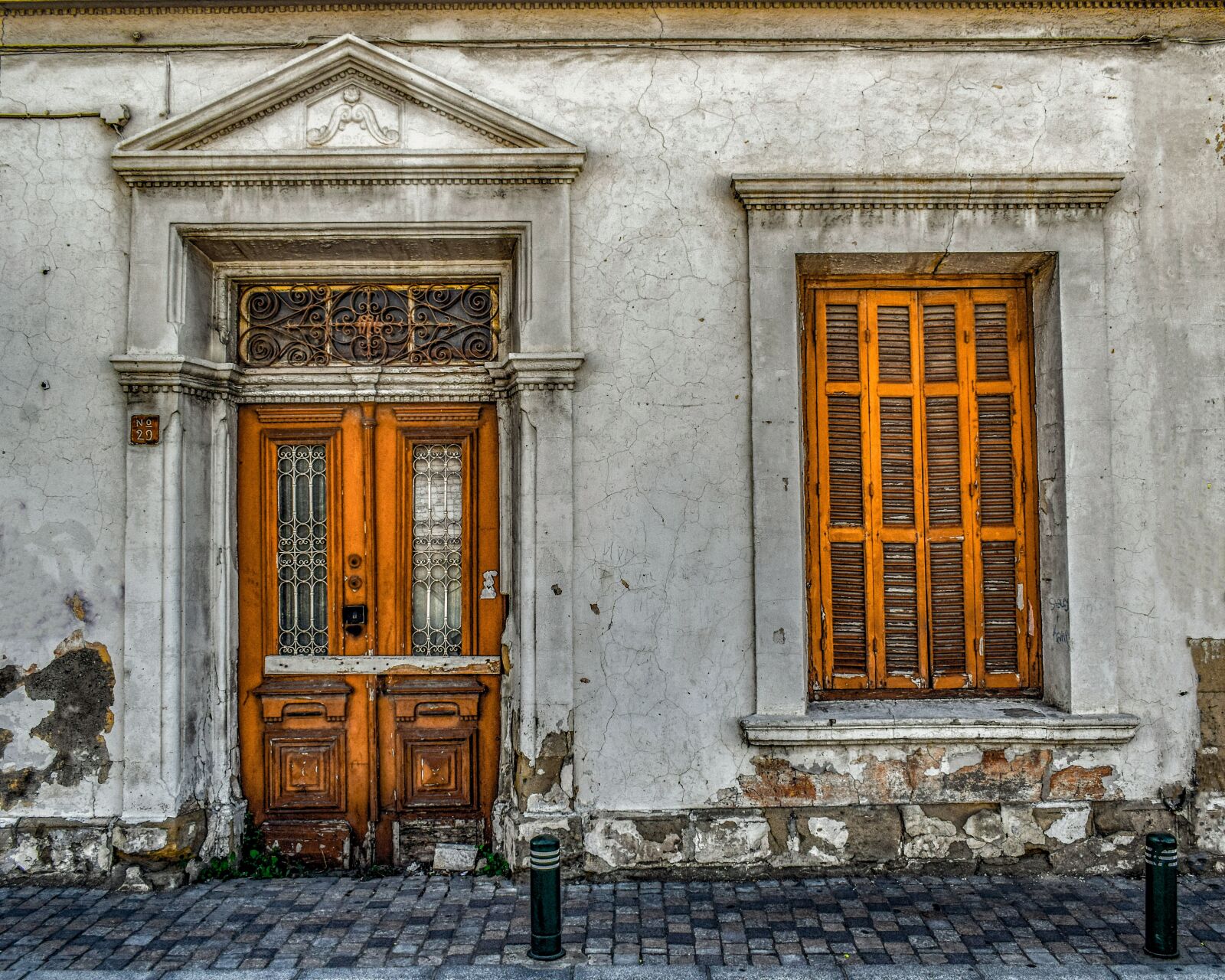 Nikon D3300 sample photo. House, old, architecture photography