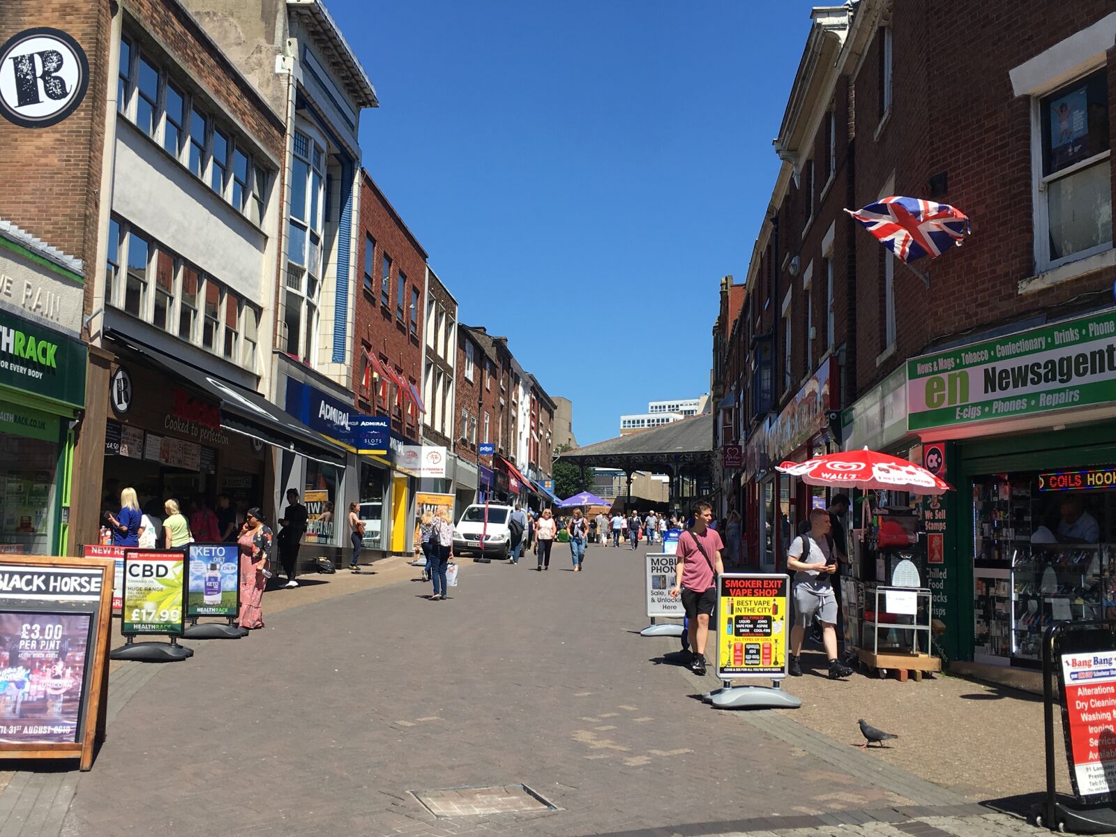 Apple iPhone 6s sample photo. Fraiargate, preston, city centre photography