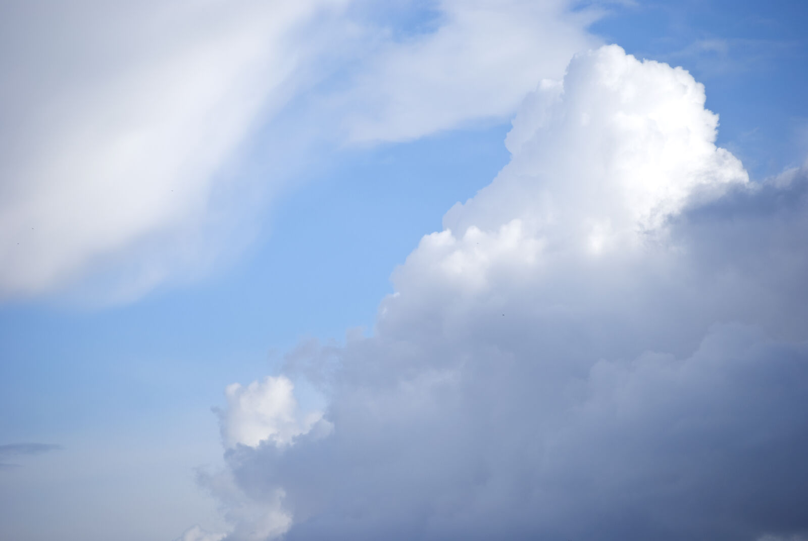 Nikon D60 sample photo. Clouds, sky photography