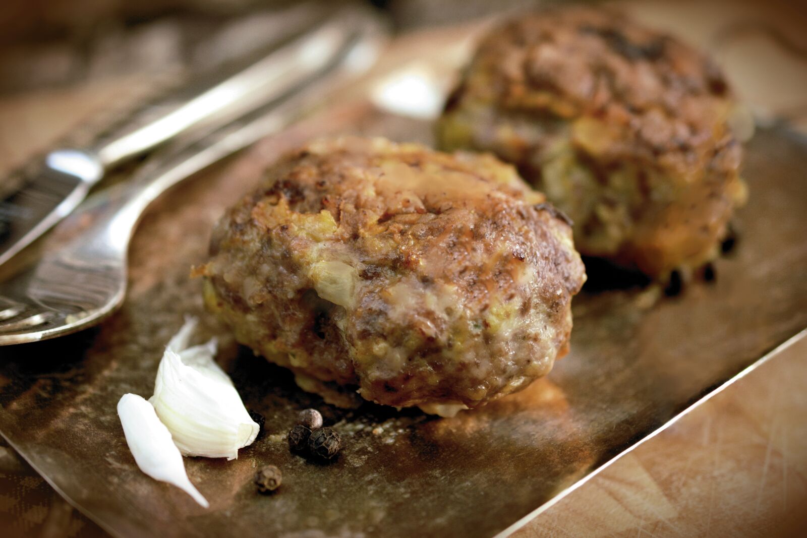 Nikon D5200 sample photo. Meatballs, fleischköße, coleslaw photography