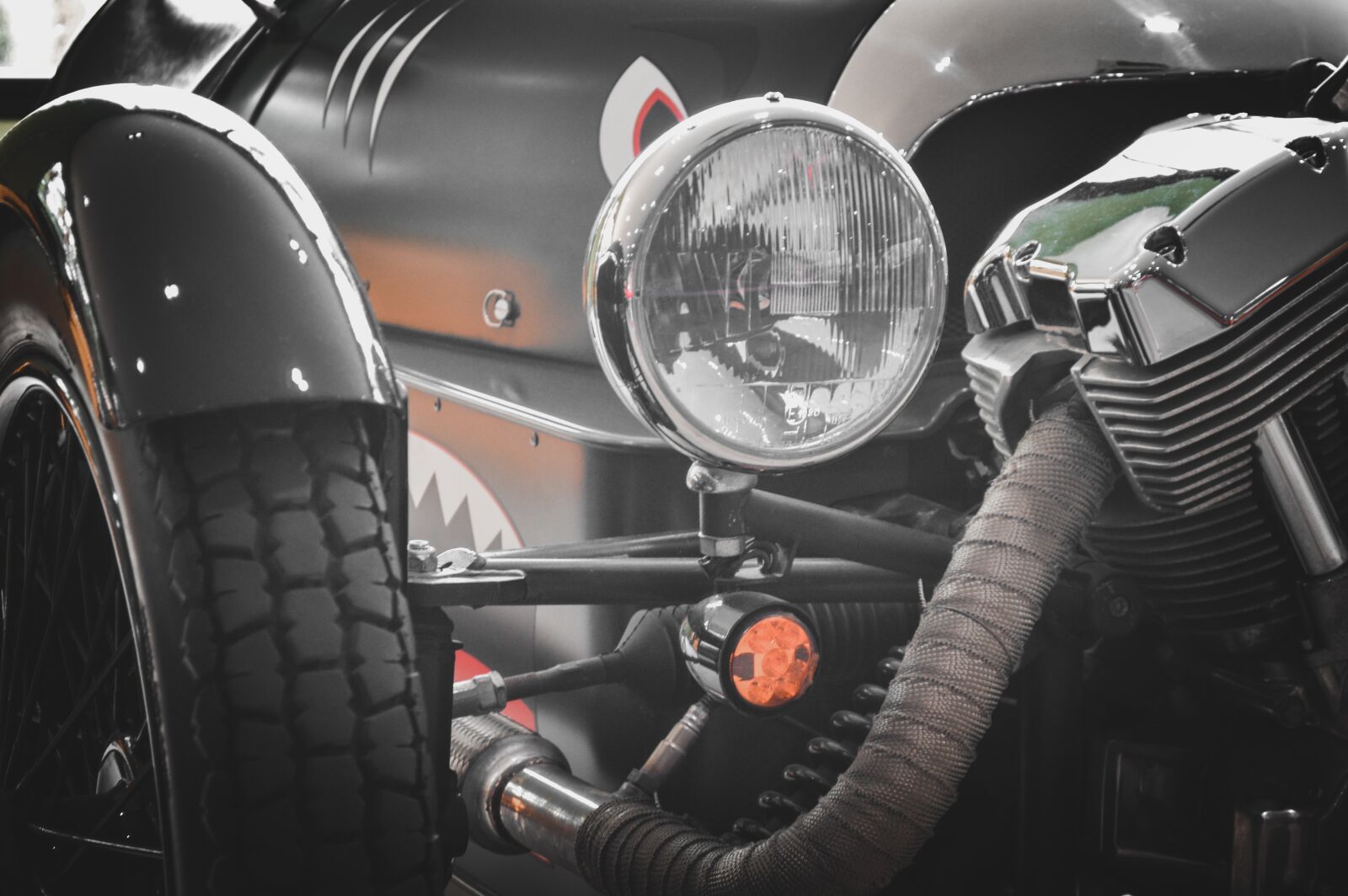 Nikon D3200 sample photo. Car, retro, the screws photography
