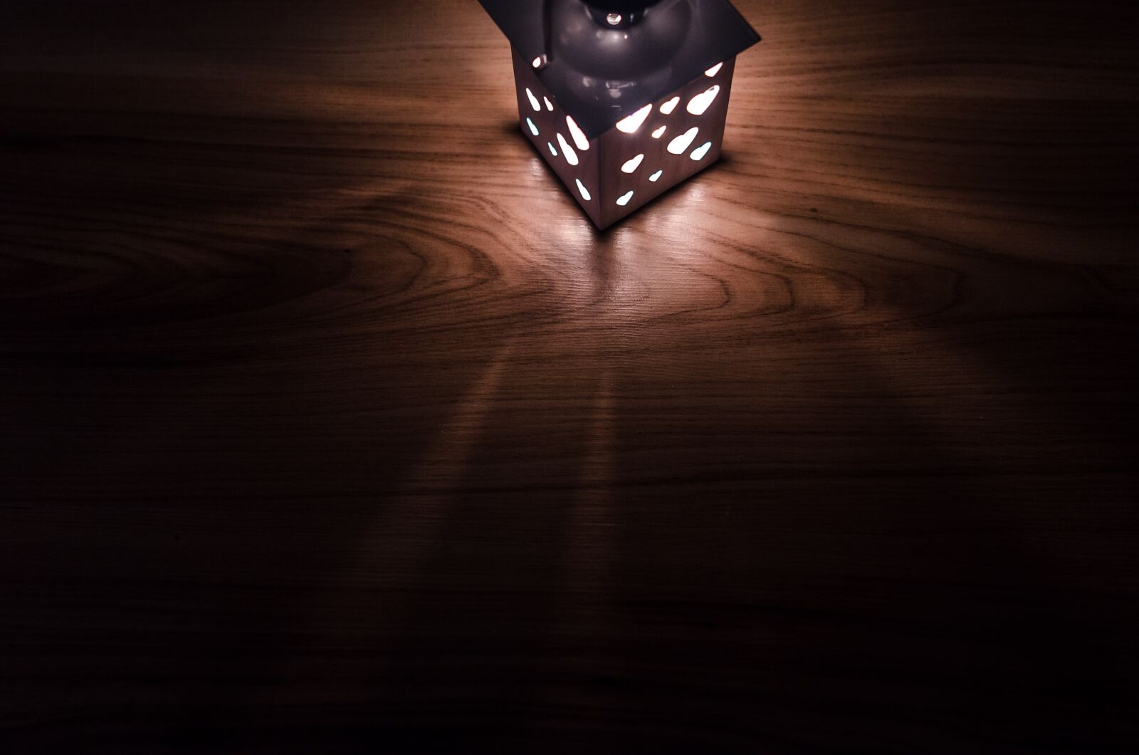 Nikon D5100 sample photo. Lantern, dark, lamp photography